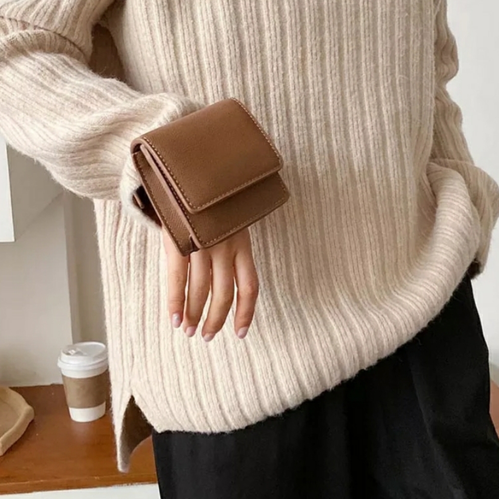Green Mini Wrist Bag - Picture 5 of 9